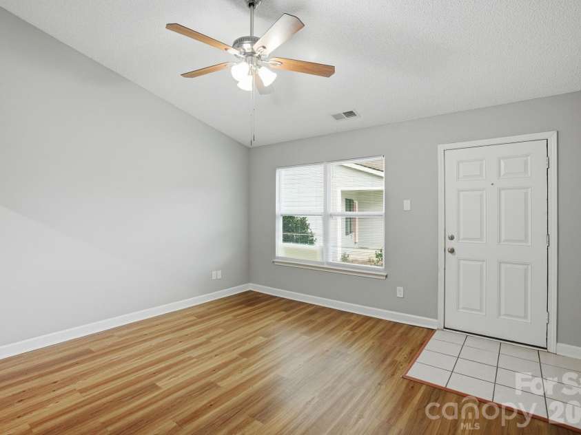 2306 Jordi Way, Charlotte, NC 28213.  MLS# CAR4386952, YatesRealty ID 26853. 