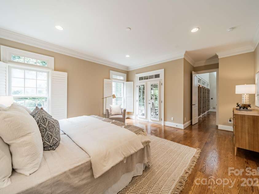 2300 Richardson Drive, Charlotte, NC 28211.  MLS# CAR4266822, YatesRealty ID 26854. Primary bedroom on main
