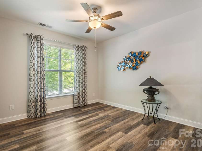 647 R L Stowe Road, Belmont, NC 28012.  MLS# CAR4379087, YatesRealty ID 26854. 