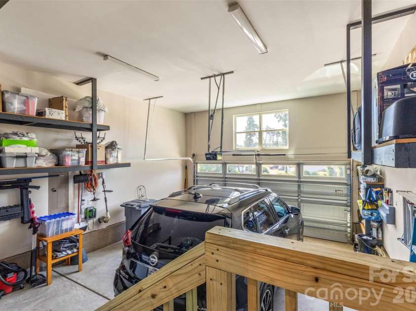 647 R L Stowe Road, Belmont, NC 28012.  MLS# CAR4379087, YatesRealty ID 26854. 