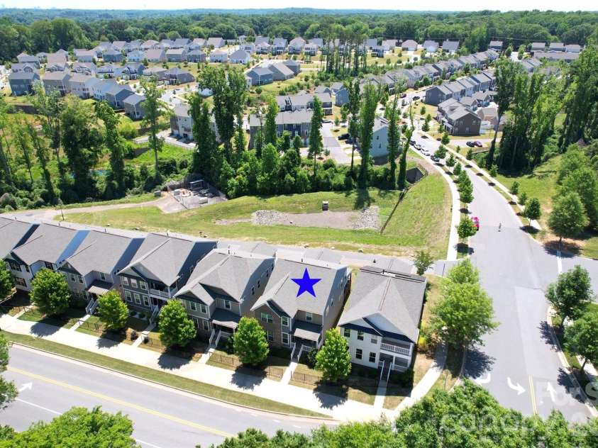 647 R L Stowe Road, Belmont, NC 28012.  MLS# CAR4379087, YatesRealty ID 26854. 