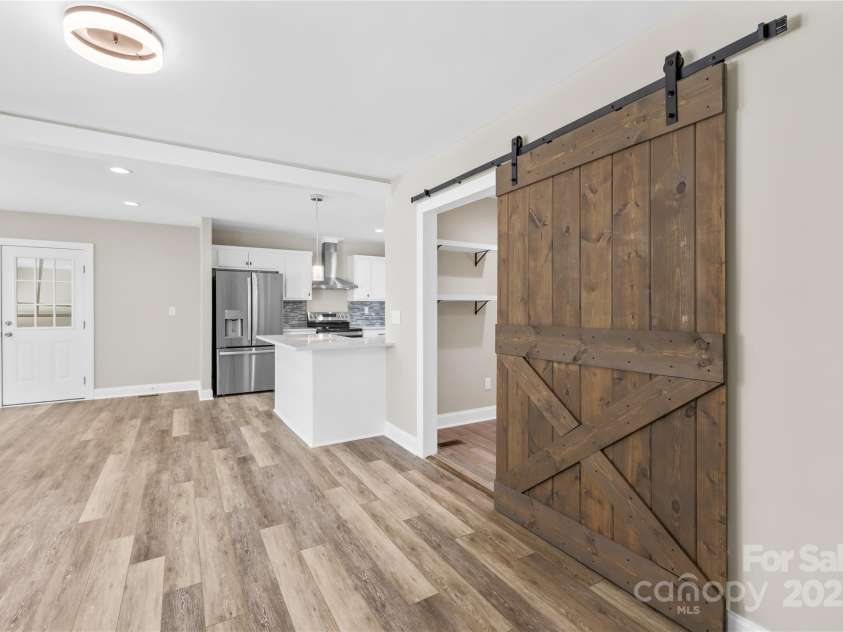 110 Par Drive, Salisbury, NC 28147.  MLS# CAR4283340, YatesRealty ID 26855. 