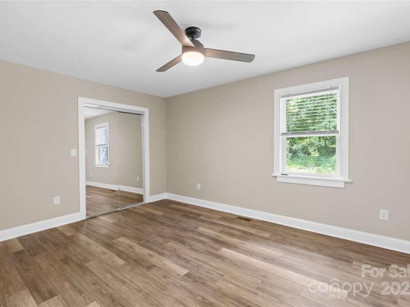 110 Par Drive, Salisbury, NC 28147.  MLS# CAR4283340, YatesRealty ID 26855. 
