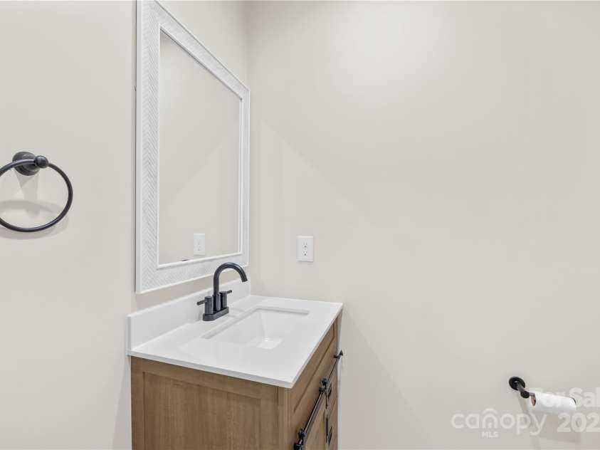110 Par Drive, Salisbury, NC 28147.  MLS# CAR4283340, YatesRealty ID 26855. 