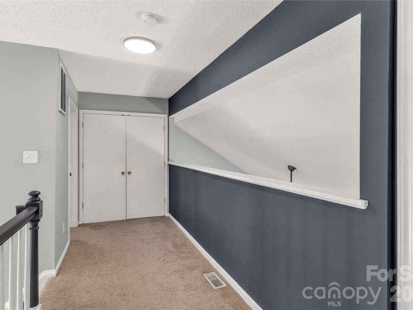 13213 Lampmeade Lane, Charlotte, NC 28273.  MLS# CAR4387181, YatesRealty ID 26856. Washer Dryer through double doors