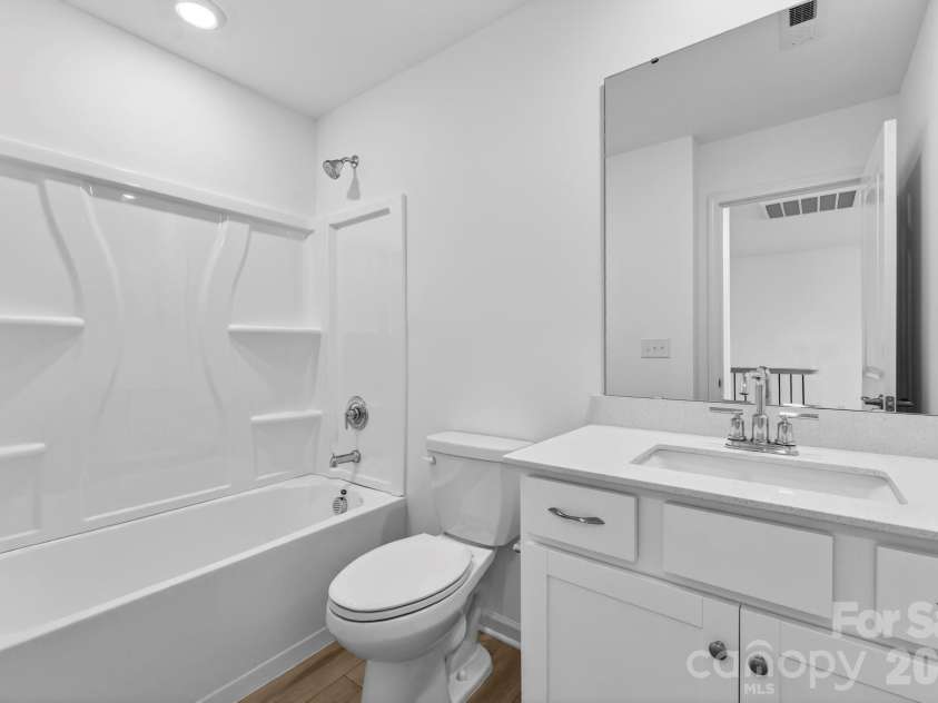 107 Nablus Trail, Mooresville, NC 28117.  MLS# CAR4350813, YatesRealty ID 26857. 3rd floor bathroom