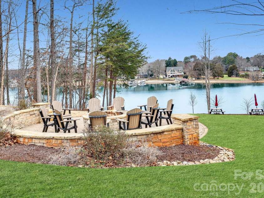 107 Nablus Trail, Mooresville, NC 28117.  MLS# CAR4350813, YatesRealty ID 26857. 