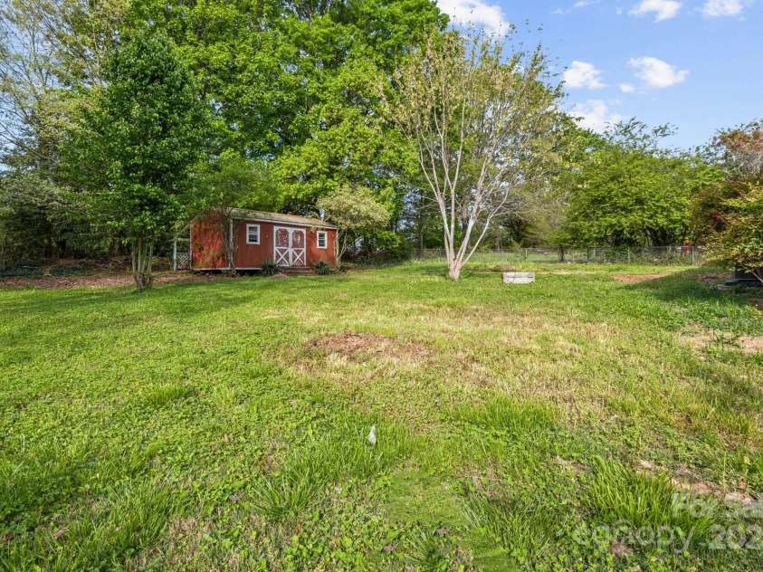 1195 Ralph B Keener Road, Lincolnton, NC 28092.  MLS# CAR4247663, YatesRealty ID 26857. 