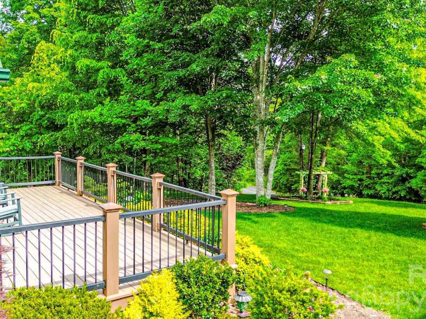 371 Hickory Loop Road, Rutherfordton, NC 28139.  MLS# CAR4377438, YatesRealty ID 26858. 
