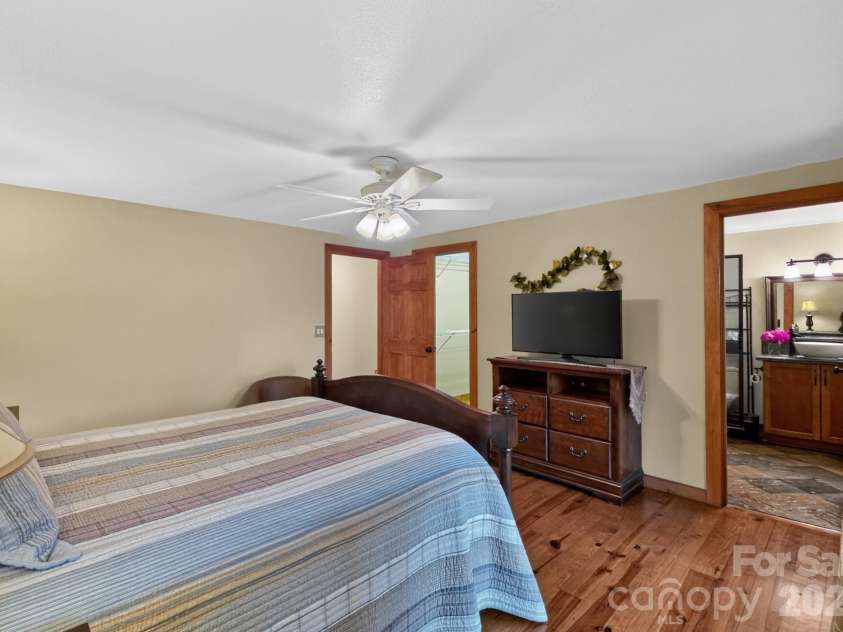 371 Hickory Loop Road, Rutherfordton, NC 28139.  MLS# CAR4377438, YatesRealty ID 26858. 