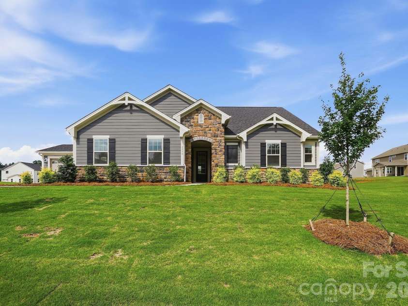 2550 Mabel Lane, Monroe, NC 28110.  MLS# CAR4315400, YatesRealty ID 26859. 