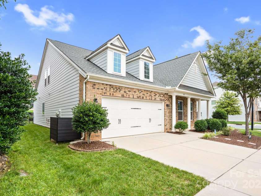 867 Pecan Tree Lane, Fort Mill, SC 29715.  MLS# CAR4267024, YatesRealty ID 26859. 