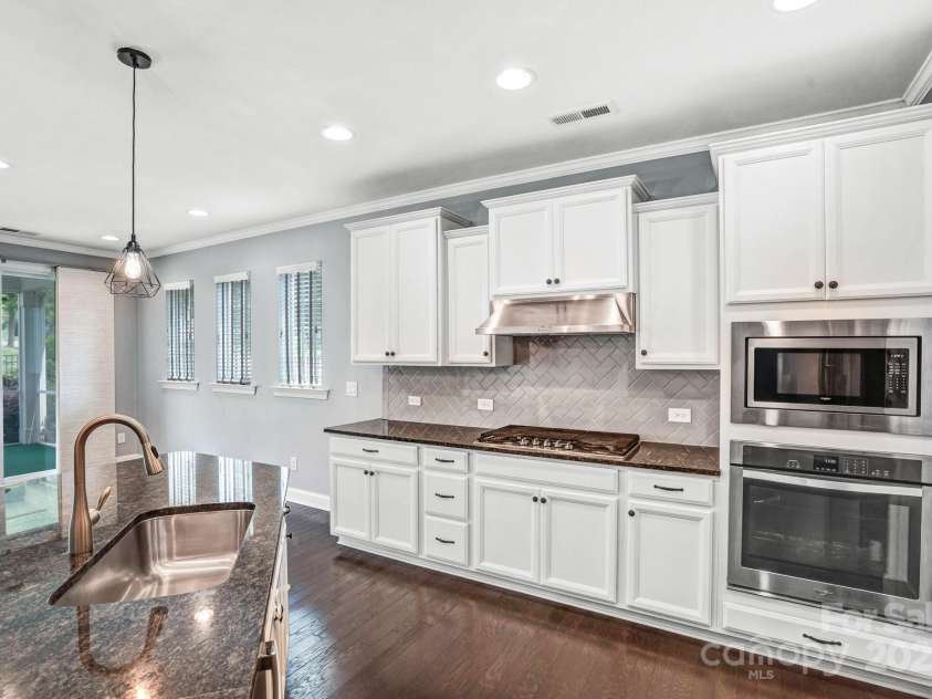 867 Pecan Tree Lane, Fort Mill, SC 29715.  MLS# CAR4267024, YatesRealty ID 26859. 