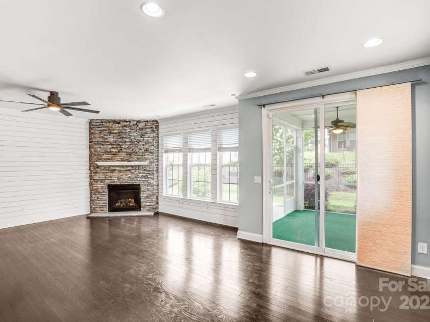 867 Pecan Tree Lane, Fort Mill, SC 29715.  MLS# CAR4267024, YatesRealty ID 26859. 