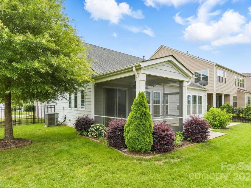 867 Pecan Tree Lane, Fort Mill, SC 29715.  MLS# CAR4267024, YatesRealty ID 26859. 
