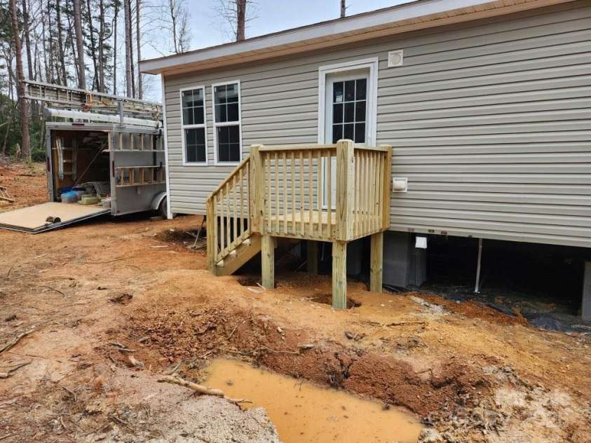 339 Pine Lake Drive, Troy, NC 27371.  MLS# CAR4221222, YatesRealty ID 2686. 