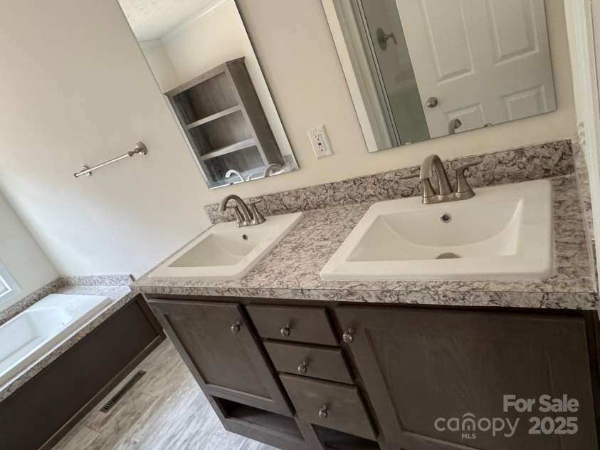 339 Pine Lake Drive, Troy, NC 27371.  MLS# CAR4221222, YatesRealty ID 2686. 