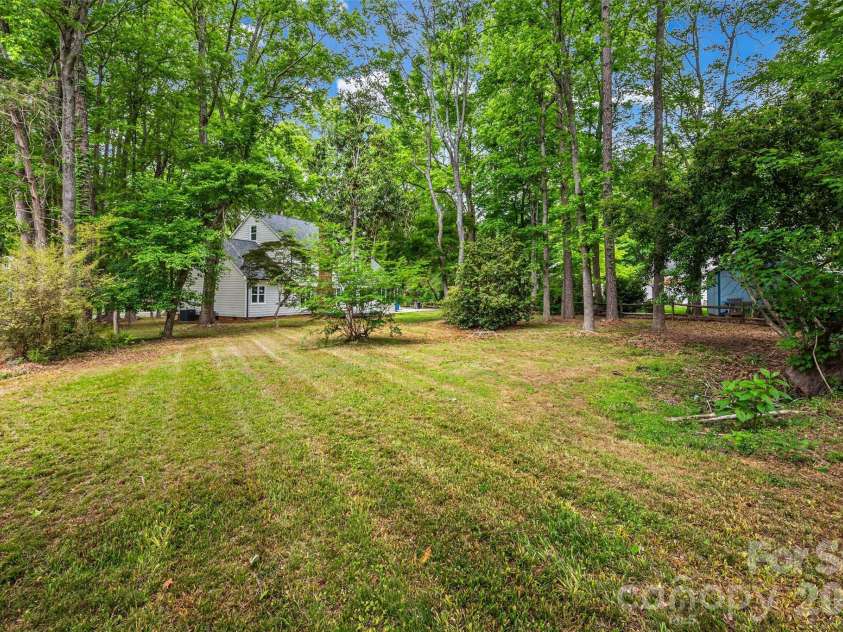 5318 Apple Blossom Court, Mint Hill, NC 28227.  MLS# CAR4378140, YatesRealty ID 26860. Backyard
