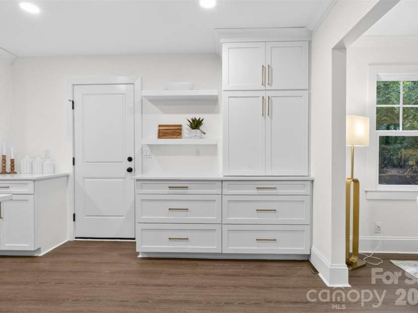 5318 Apple Blossom Court, Mint Hill, NC 28227.  MLS# CAR4378140, YatesRealty ID 26860. Kitchen