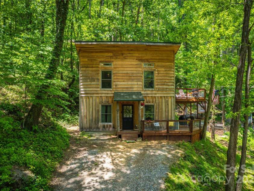 6321 NC 63 Highway, Leicester, NC 28748.  MLS# CAR4264823, YatesRealty ID 26860. 