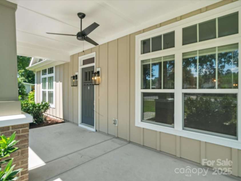 9519 Lawing School Road, Charlotte, NC 28214.  MLS# CAR4282476, YatesRealty ID 26861. 