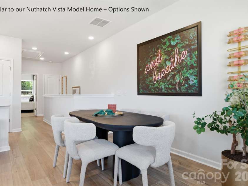6551 Fire Lily Lane, Charlotte, NC 28216.  MLS# CAR4381491, YatesRealty ID 26862. Dining Area