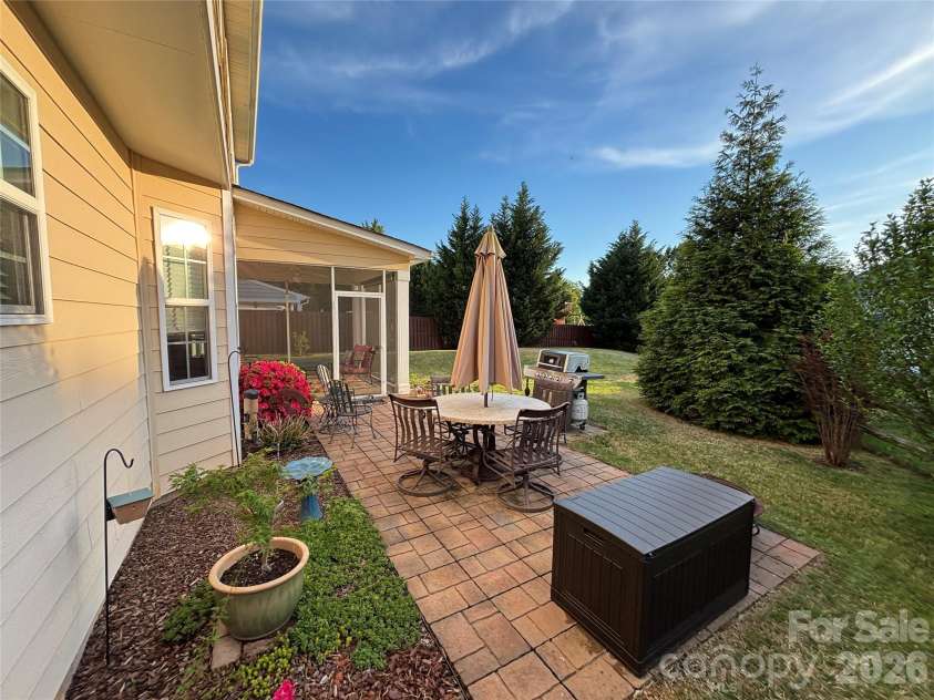 115 Runningdeer Drive, Mooresville, NC 28117.  MLS# CAR4368894, YatesRealty ID 26863. 