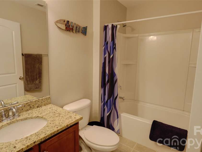 115 Runningdeer Drive, Mooresville, NC 28117.  MLS# CAR4368894, YatesRealty ID 26863. Bathroom 3