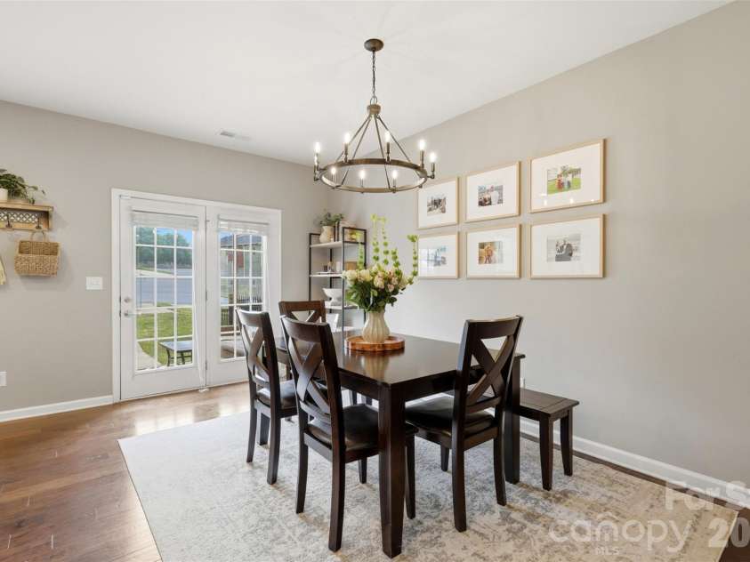 1714 Evergreen Drive, Charlotte, NC 28208.  MLS# CAR4381715, YatesRealty ID 26864. 