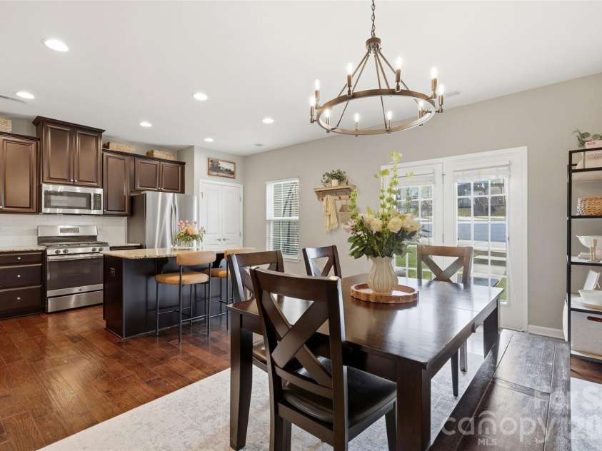 1714 Evergreen Drive, Charlotte, NC 28208.  MLS# CAR4381715, YatesRealty ID 26864. 