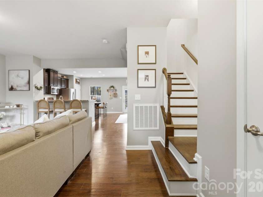 1714 Evergreen Drive, Charlotte, NC 28208.  MLS# CAR4381715, YatesRealty ID 26864. 