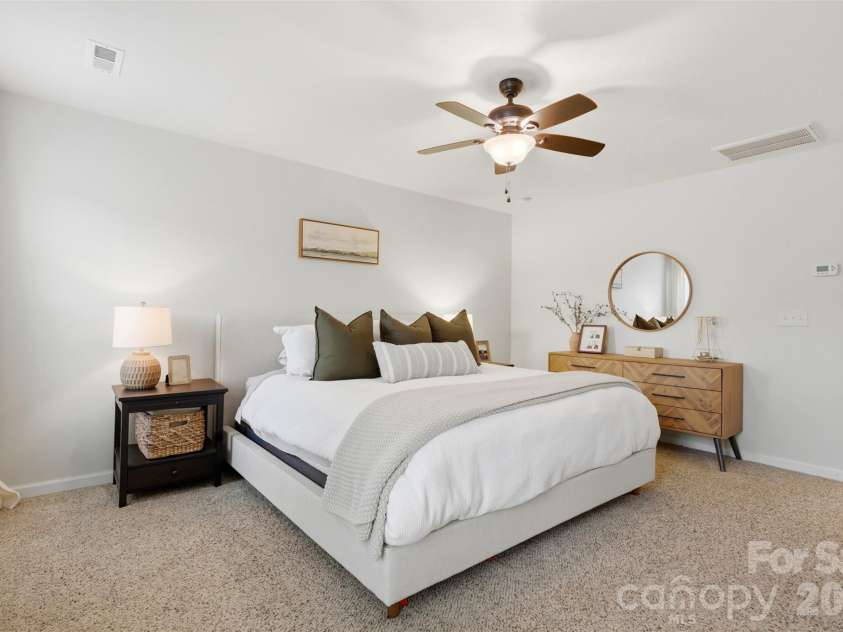 1714 Evergreen Drive, Charlotte, NC 28208.  MLS# CAR4381715, YatesRealty ID 26864. 