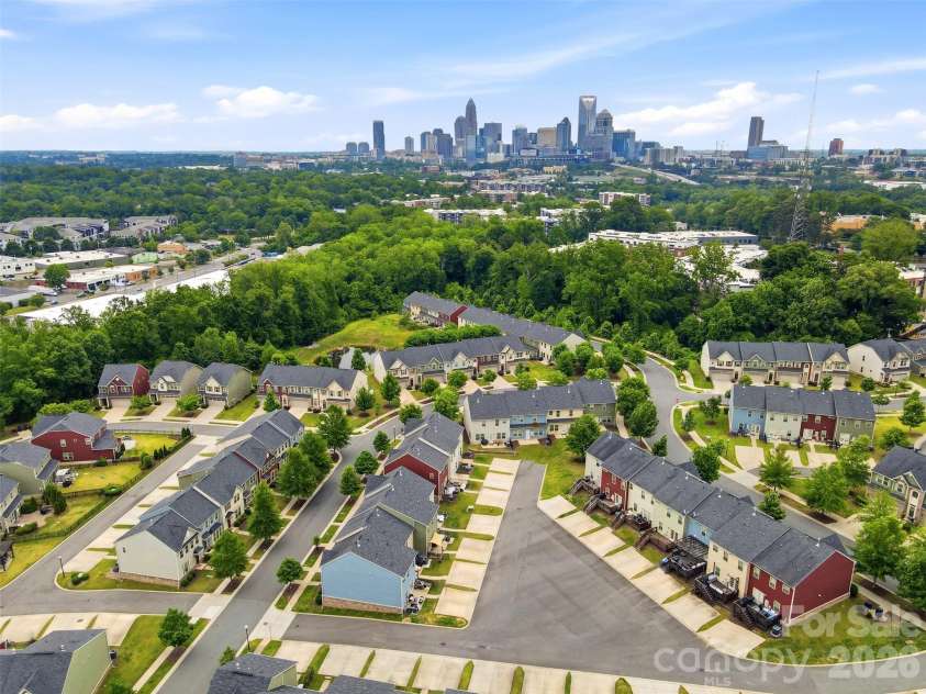 1714 Evergreen Drive, Charlotte, NC 28208.  MLS# CAR4381715, YatesRealty ID 26864. 