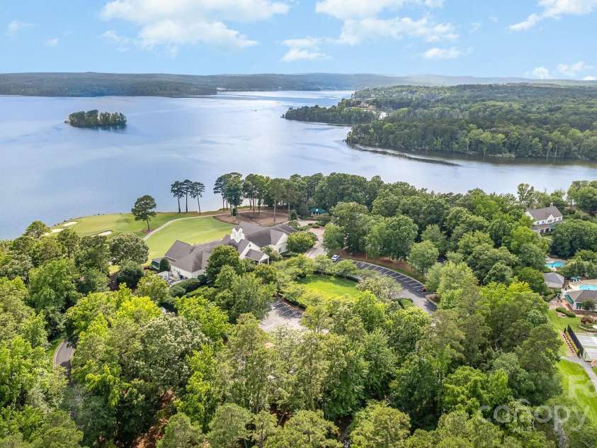 177 Yadkin Falls Road, New London, NC 28127.  MLS# CAR4271733, YatesRealty ID 26865. Lake Badin