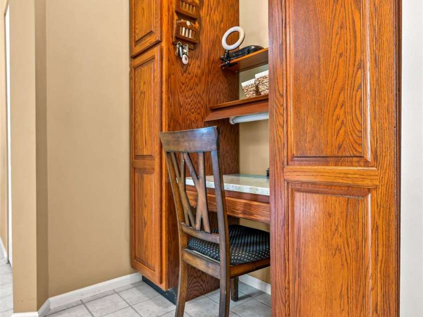 66 Oakwood Lane, Columbus, NC 28722.  MLS# CAR4381689, YatesRealty ID 26866. 