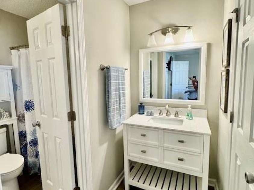 3261 White Oak Court, Claremont, NC 28610.  MLS# CAR4376493, YatesRealty ID 26868. 