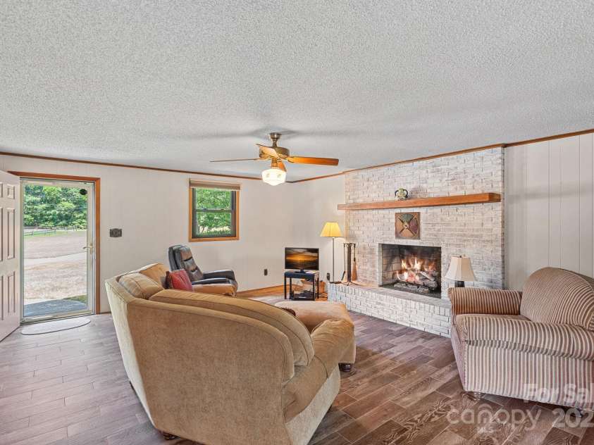 403 Nivens Cove Road, Mount Holly, NC 28120.  MLS# CAR4282822, YatesRealty ID 26868. 