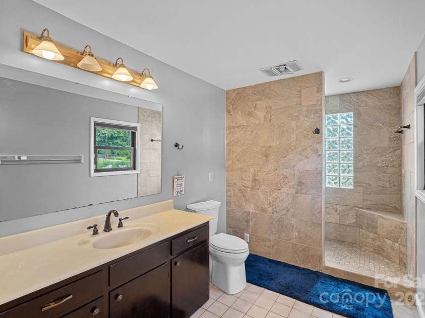 403 Nivens Cove Road, Mount Holly, NC 28120.  MLS# CAR4282822, YatesRealty ID 26868. 