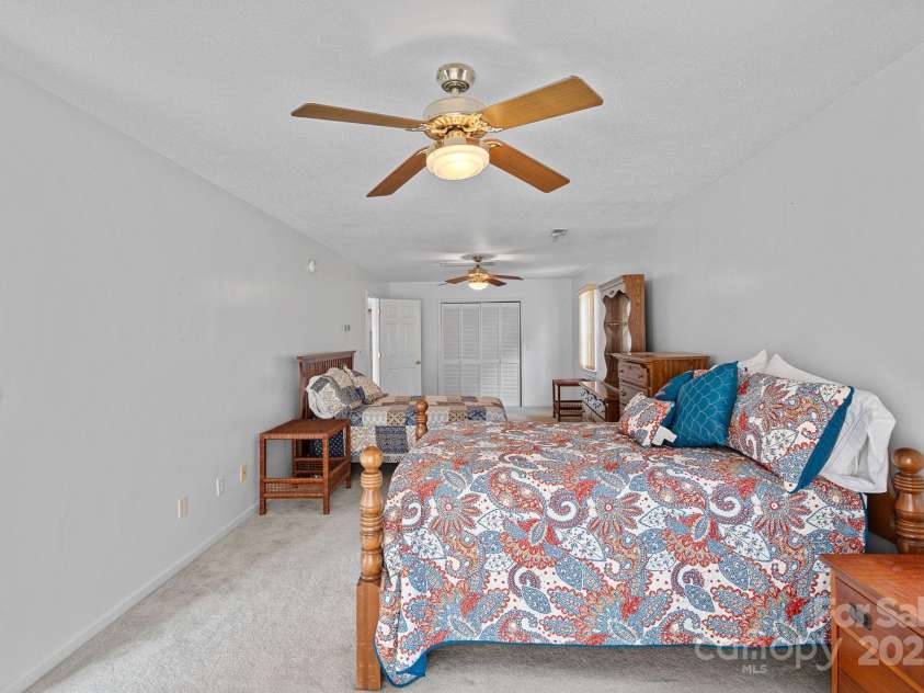 403 Nivens Cove Road, Mount Holly, NC 28120.  MLS# CAR4282822, YatesRealty ID 26868. Guest apartment above garage