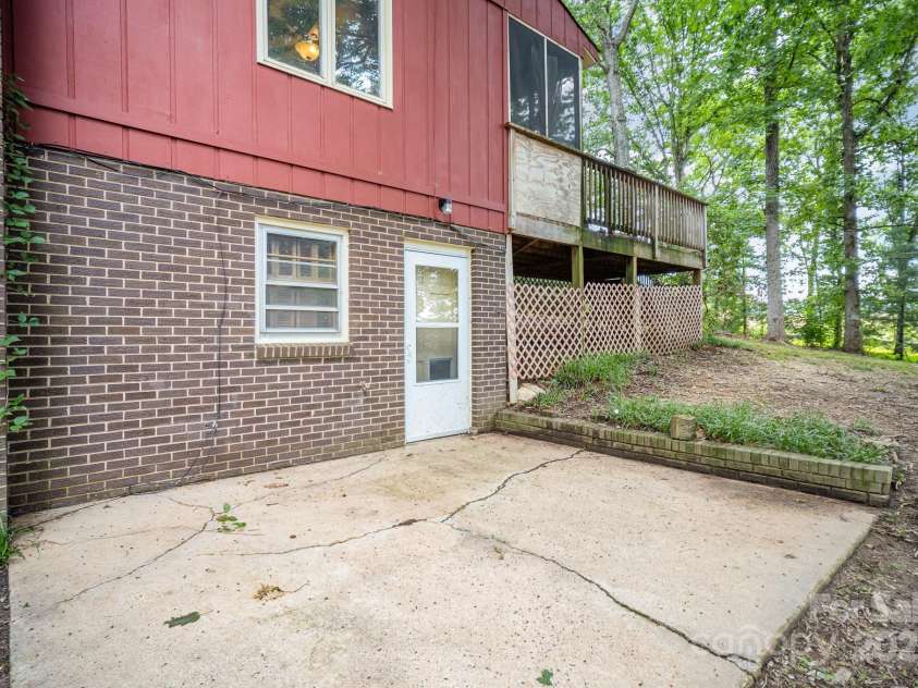 110 Hidden Valley Street, Cherryville, NC 28021.  MLS# CAR4269102, YatesRealty ID 26869. 