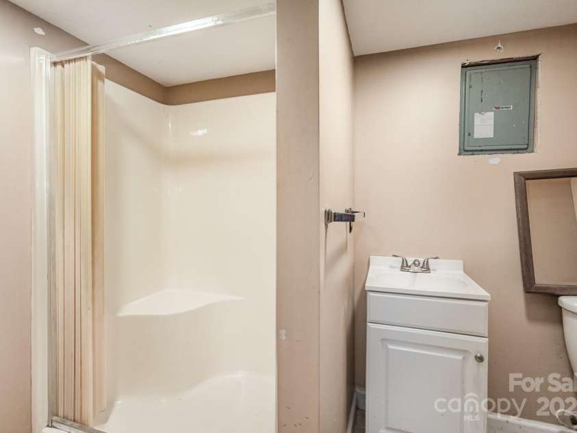 110 Hidden Valley Street, Cherryville, NC 28021.  MLS# CAR4269102, YatesRealty ID 26869. 