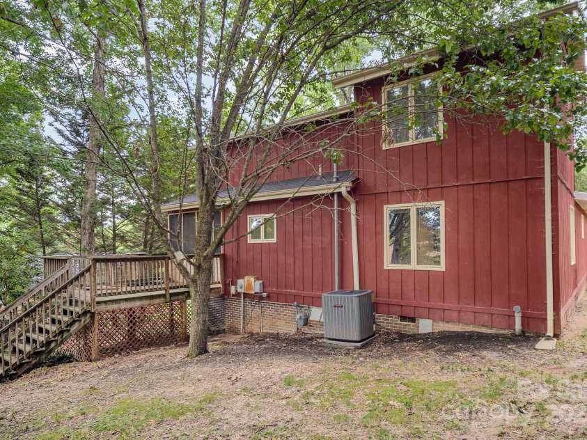 110 Hidden Valley Street, Cherryville, NC 28021.  MLS# CAR4269102, YatesRealty ID 26869. 