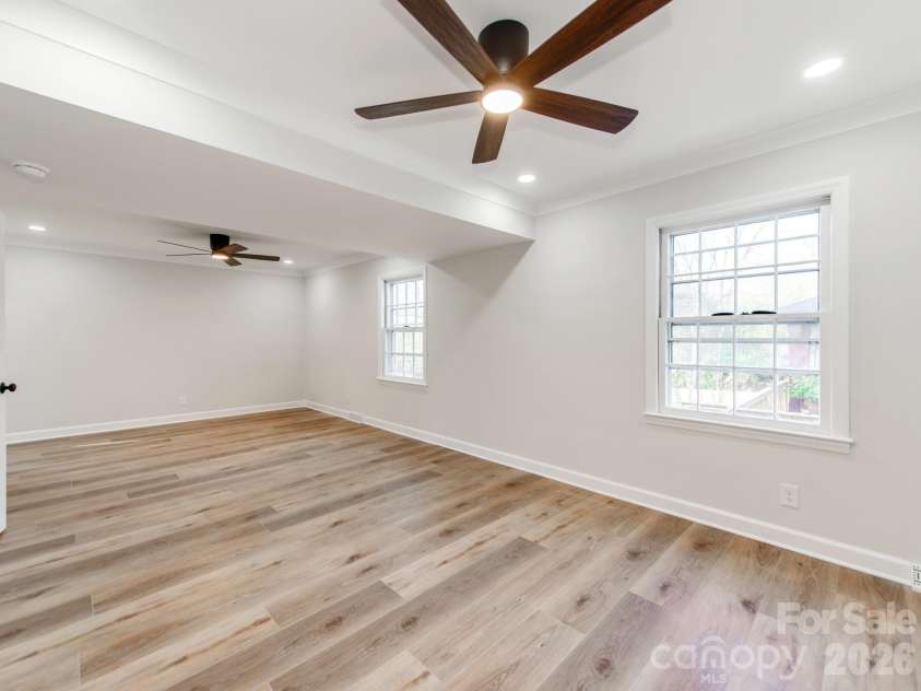 1632 Burtonwood Circle, Charlotte, NC 28212.  MLS# CAR4360876, YatesRealty ID 26869. 