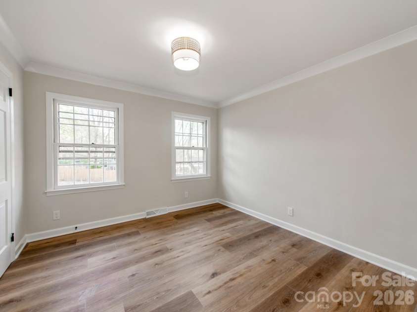 1632 Burtonwood Circle, Charlotte, NC 28212.  MLS# CAR4360876, YatesRealty ID 26869. 