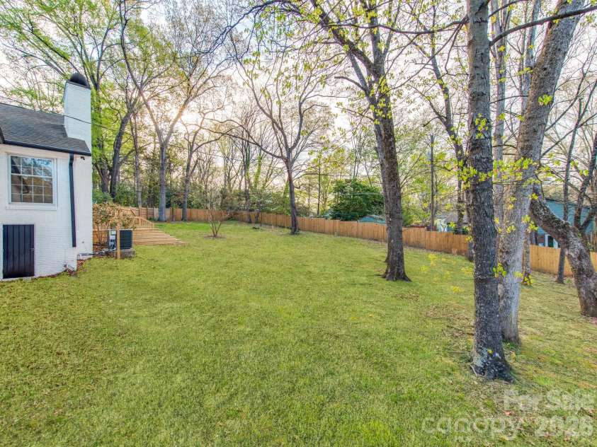 1632 Burtonwood Circle, Charlotte, NC 28212.  MLS# CAR4360876, YatesRealty ID 26869. 