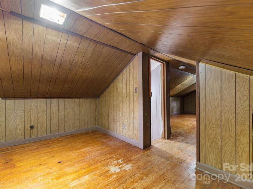 301 Gold Hill Drive, Salisbury, NC 28146.  MLS# CAR4202938, YatesRealty ID 2687. 2nd floor