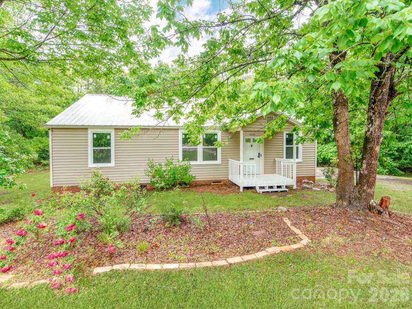 4699 Cherrystone Road, Lancaster, SC 29720.  MLS# CAR4380457, YatesRealty ID 26870. 