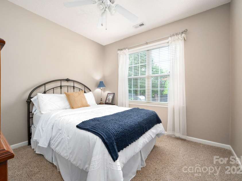 102 Farm Creek Drive, Asheville, NC 28806.  MLS# CAR4253472, YatesRealty ID 26871. 3rd Bedroom