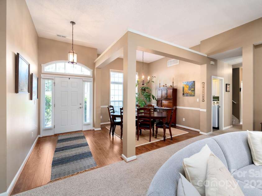 102 Farm Creek Drive, Asheville, NC 28806.  MLS# CAR4253472, YatesRealty ID 26871. 