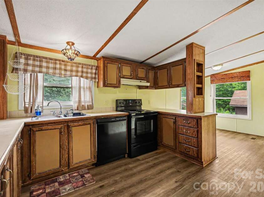 10882 Bowman Barrier Road, Mount Pleasant, NC 28124.  MLS# CAR4386559, YatesRealty ID 26872. 